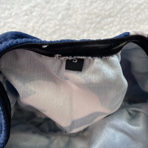 Tropical print strapless romper - Picture 3 of 3